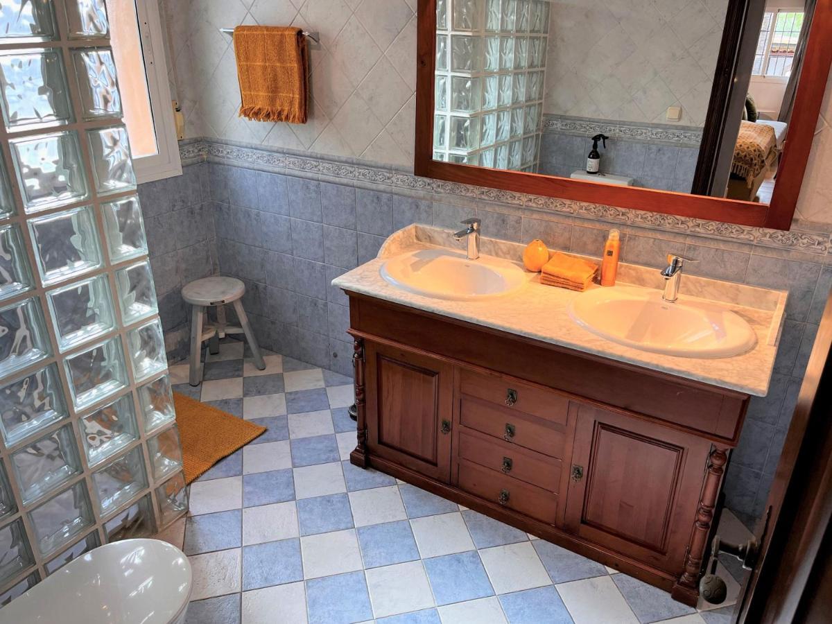 Casa Limon, Boutique Bed And Breakfast, Adults Only Alhaurin el Grande Exterior photo